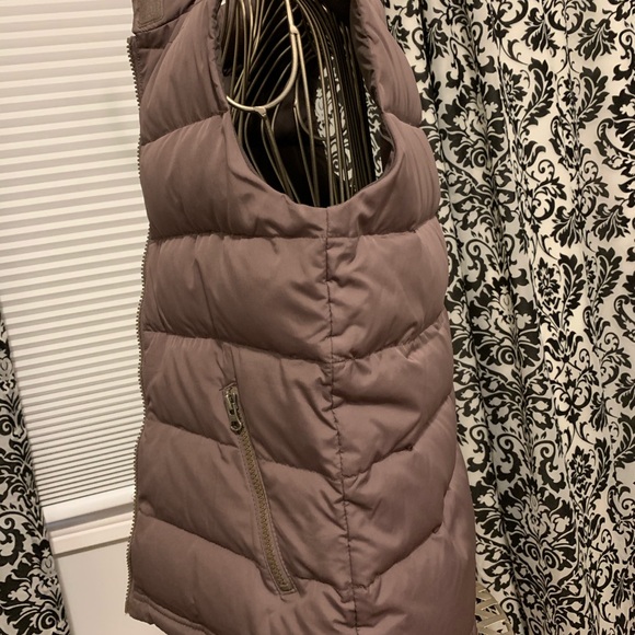 American Eagle Outfitters Vest - Picture 3 of 4